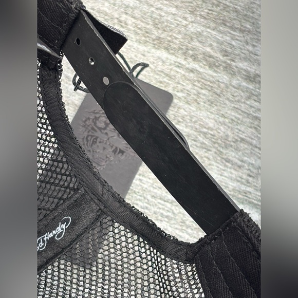 NWT Ed Hardy DEH Mesh Snapback Trucker Hat Cap Skull Dagger Sword Black OSHA - Picture 15 of 16